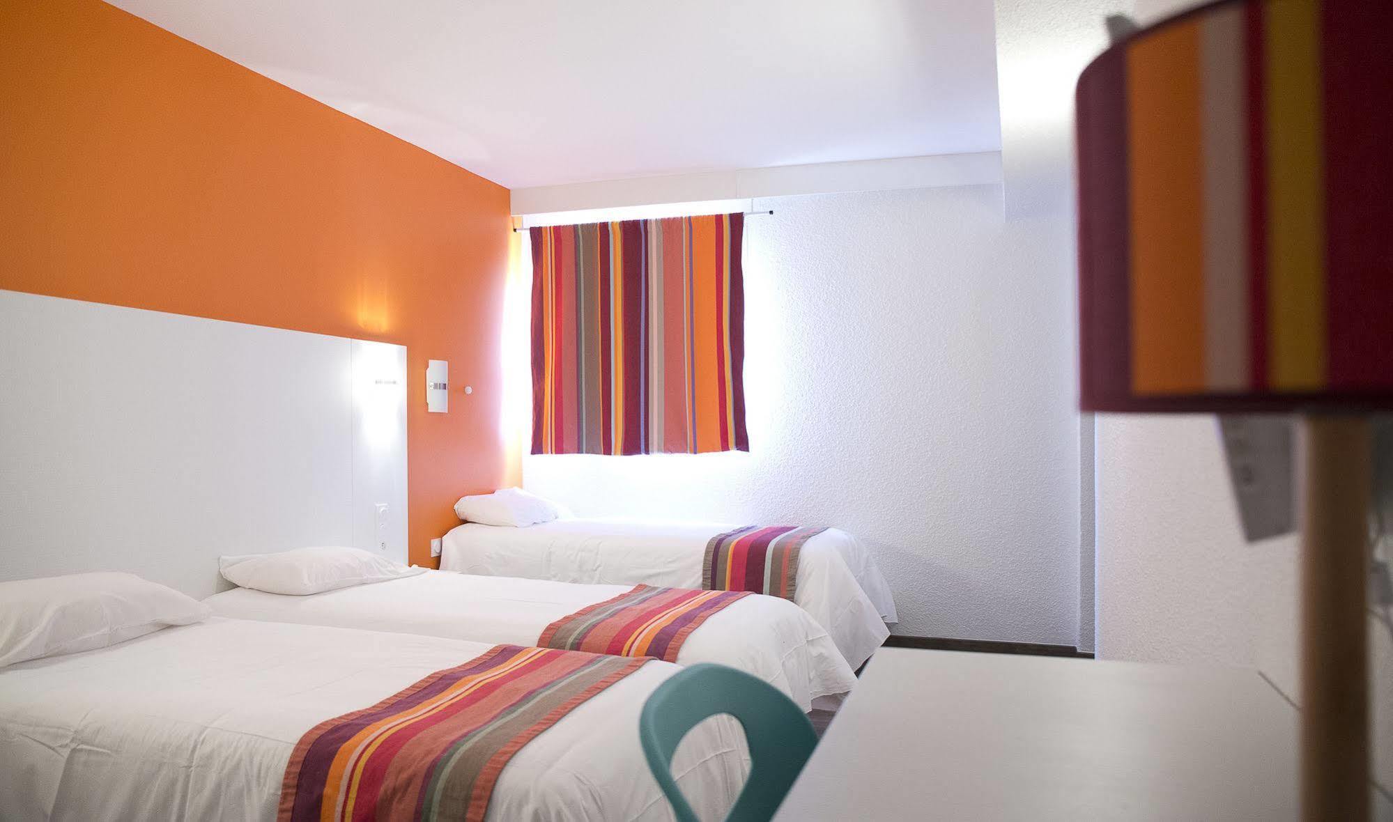 Hotel Du Village Catalan Banyuls-dels-Aspres Екстериор снимка